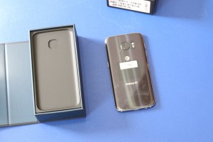 Galaxy-S7-Box Content
